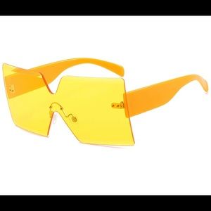 💛 Oversized Square Sunglasses